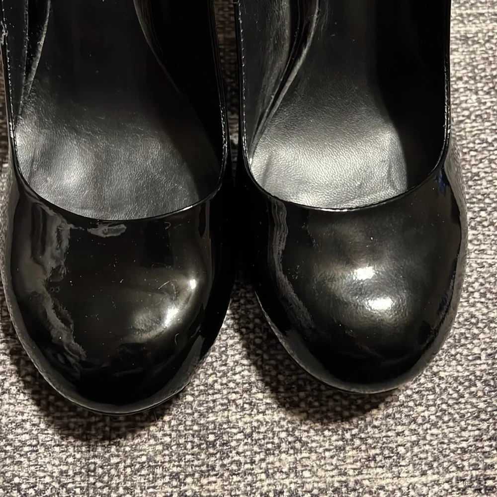 🎉 HP 🎉 Tory Burch Colin patent heels